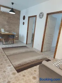 Central Lux Apartments - Image 3