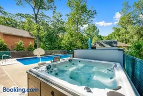 Barefoot Cottage - Image 2