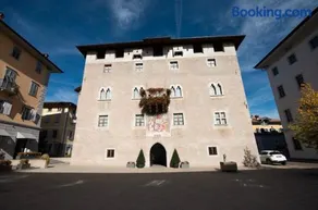 La Cles Deluxe Suites - Image 2