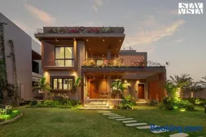 StayVista's The Palm Courtyard - 4BHK Villa with Bathtub & Alfresco Dining - Image 1
