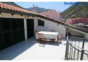 Costa Verde Apartment - Image 2