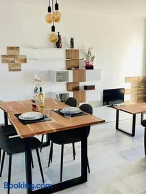 Encantador ático con chimenea y piscina en Almería - Image 2