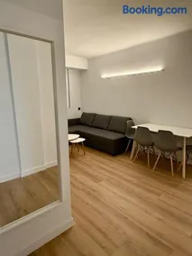 Vivienda renovada y céntrica - Image 3