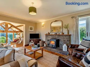3 Bed in Hereford oc-74217 - Image 3