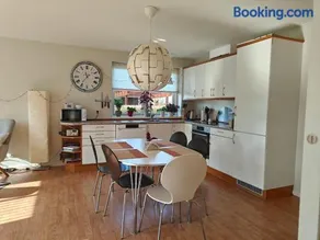 Charming ROOM in a Cozy Home in Stege - Image 5