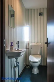 Your Space Capsule Hotel Fuji Station - Image 4