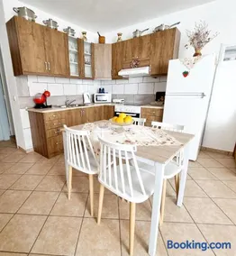 Sweet Stone House - Image 1