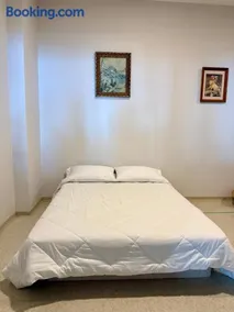 Ocean Park Villa - Image 2