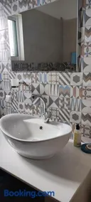 Faros Apartments - Image 5