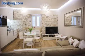 Apartment White Stone - Diocletian Palace - Image 1