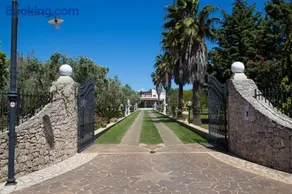 Villa dei Sogni-8 minuti dal mare di Gallipoli-Intera Villa con Piscina Privata 50 mq e parco di 10000 mq IN USO ESCLUSIVO-5 camere -comoda 8-10 fino 14 ospiti - Image 4
