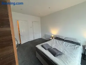 Newly refurbished One Bedroom Flat In Addlestone - Image 4