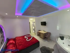 Luna Room - Image 2