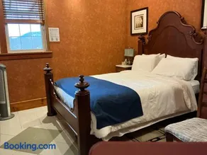 Blackbird Glen Bed and Breakfast, Glenmore, Kelowna, BC - Image 2