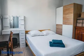 34 m apartment with balcony in Montpellier - Image 2