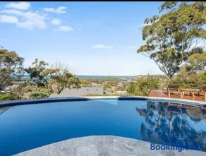 Luxe Terrigal beach Ocean View with Infinity pool - Image 3