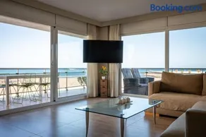 AT064 Boabi - Fantastic apartment with sea views - Image 1