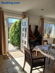 Appartement entier LEA avec petit déjeuner - Image 2