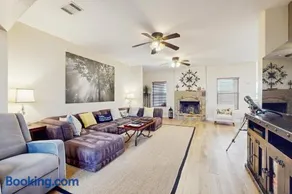 Stargazers' dream home on 1.5 acres w/ telescope-near wineries-Dogs ok - Image 1