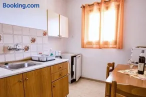 Maik Apartments - Image 4
