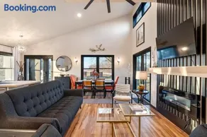 Private and Modern Near river and wildlife refuge - Image 4