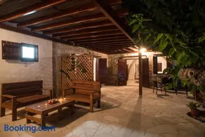 Chloe's House - Image 2
