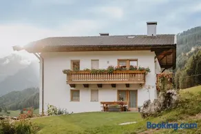 Hienerhof - Image 1