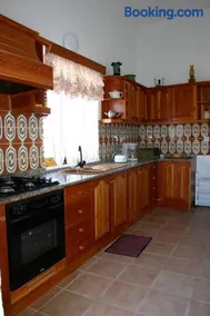 Sylvia' s Millhouse - Image 2