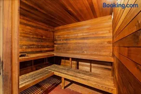 Charming Condo near Navajo Lift - Image 3