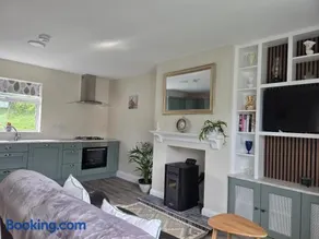 Meadow View - Image 1
