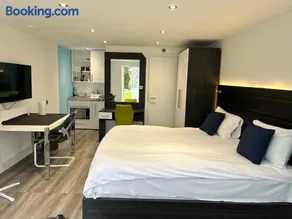 AC rooms at Pinewood Guest House - Image 1