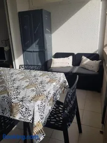 La Rose des Sables, T2 à la mer, terrasse et garage - Image 3
