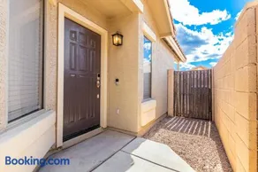 New! Your Home away from Home! - Image 2