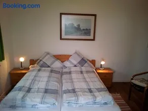 "Höper Mittelhof" Doppelzimmer Nr4 - Image 1