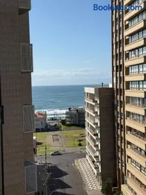 Apartamento Beira-Mar em Torres com Piscina - Image 4