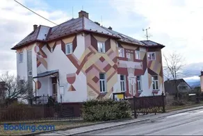 KEMP a stanování na faře - Image 1