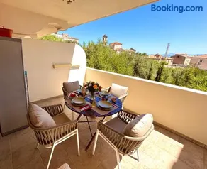 APPART CLIMATISE / TERRASSE A 2 MIN DE LA PLAGE - Image 3