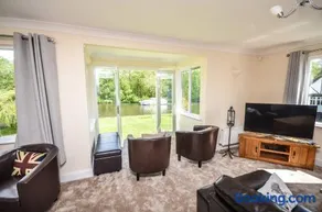 The Willows Wroxham - Image 2