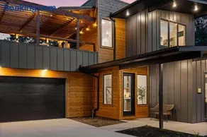Lookout Chalet NEW Build huge Party Deck Hot Tub and Trail Access - Image 3