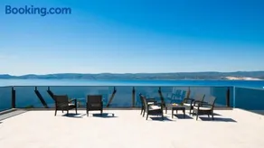 Apartman Mia 3 - Omis by Villas Guide - Image 2