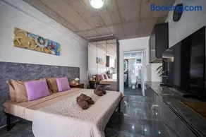 Seafront, lovely modern studio. - Image 3