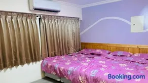 Yizhan Hotel - Image 4