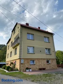 Noclegi "Na Szczyrboku" Dom I - Image 1