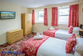 Somerset Hotel - Image 3