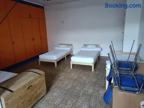 Apartment 6 - Image 2
