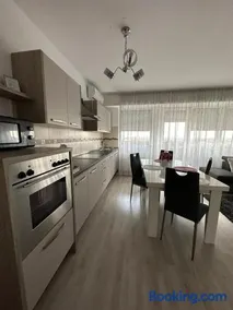 Class DeLuxe Apartments - Image 5