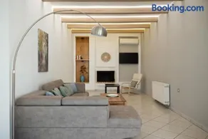 Teacher's Home - Beach at your Doorstep by 8essentially - Image 4