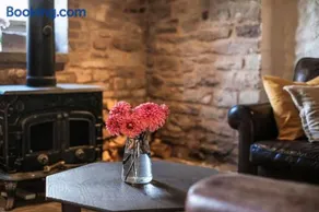 Medieval Manor House - Image 3