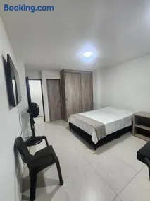 modern and comfortable studio apartment 203 - Image 4