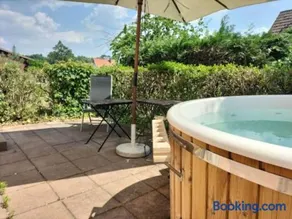 Gîte La Rose Jacuzzi Nordique - Image 1